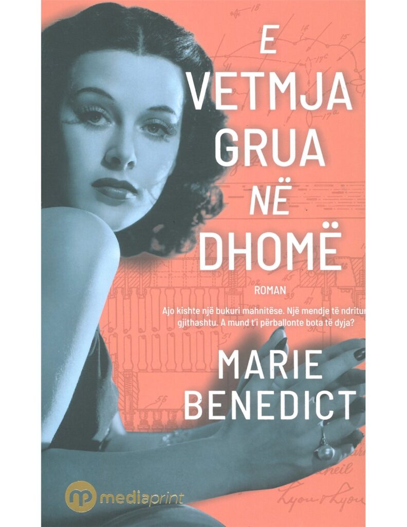 E vetmja grua në dhomë