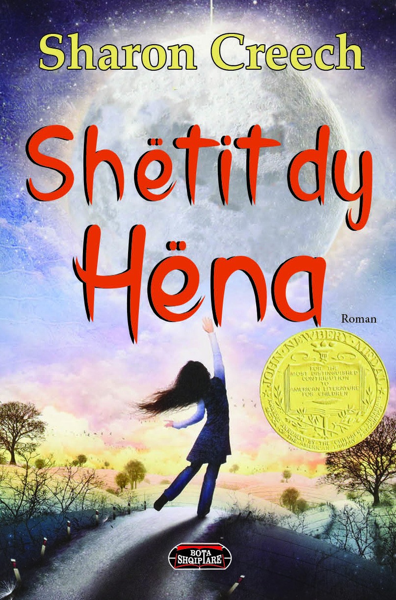 Shëtit dy hëna